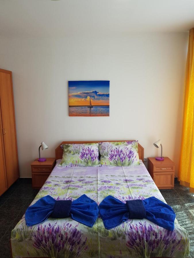 Hotel Riviera Complex 6 Sveti Vlas Esterno foto