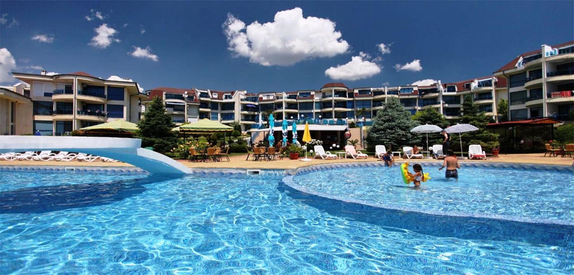 Hotel Riviera Complex 6 Sveti Vlas Esterno foto