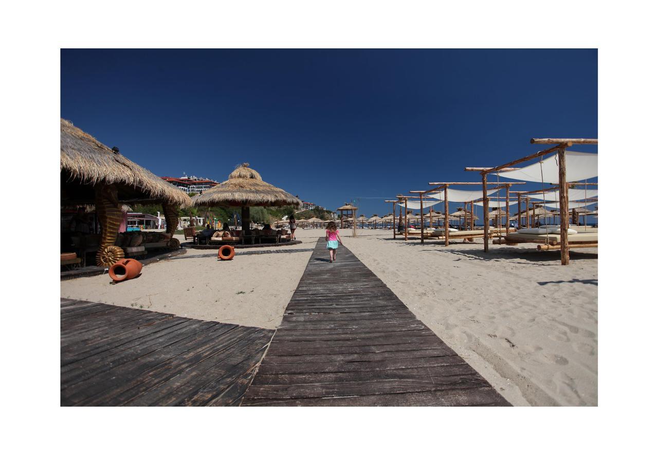 Hotel Riviera Complex 6 Sveti Vlas Esterno foto